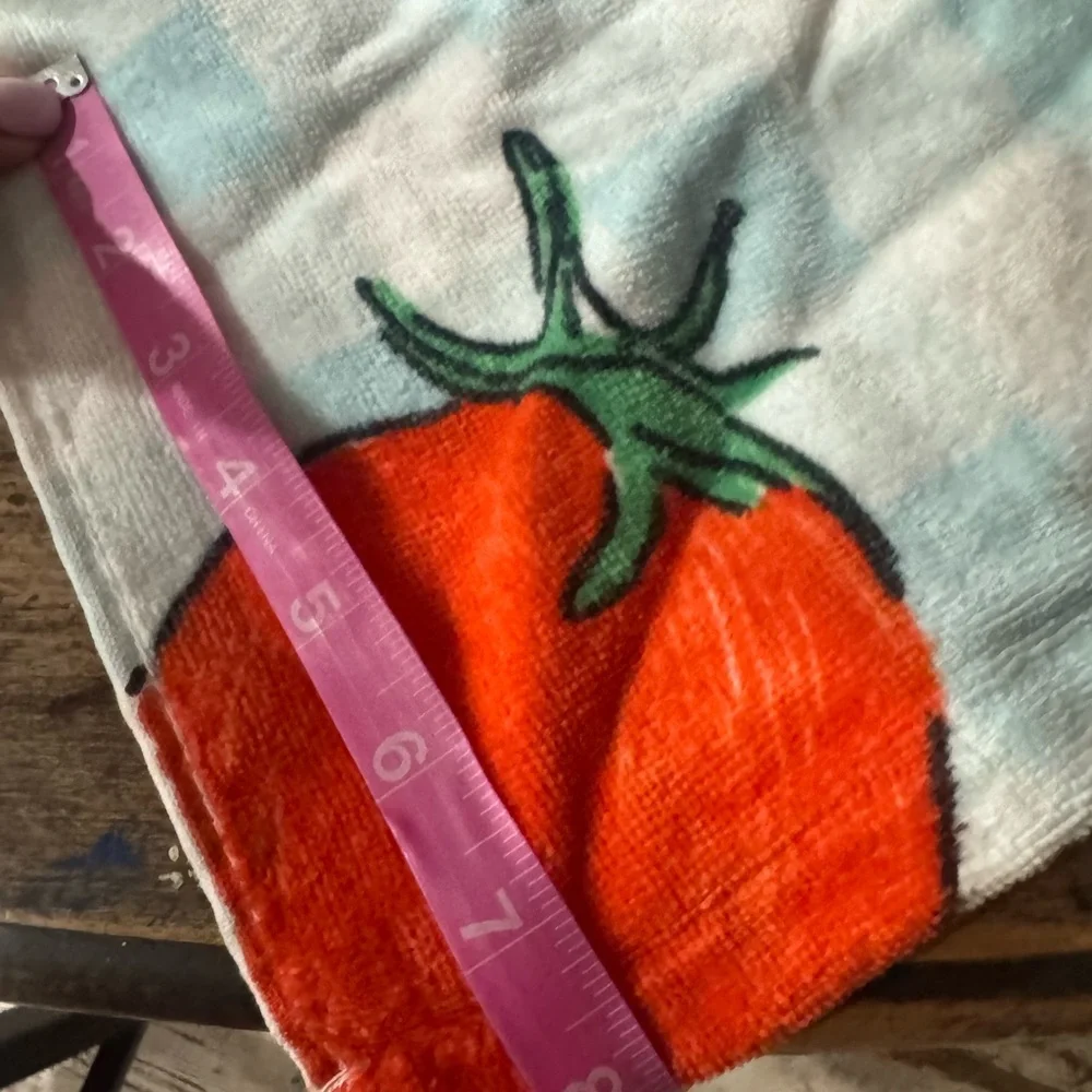 Deborah Connolly Designs🍅 DARLING Tomato Print Towel- machine washable🍅🍅